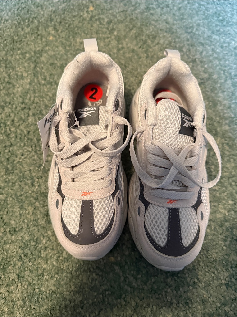 Reebok Kids White and Gray Lace-Up Sneakers boys NWT size 2
